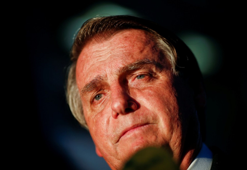 Bolsonaro em foto da última segunda-feira, dia 12, durante entrevista à imprensa (Foto: REUTERS/Adriano Machado)