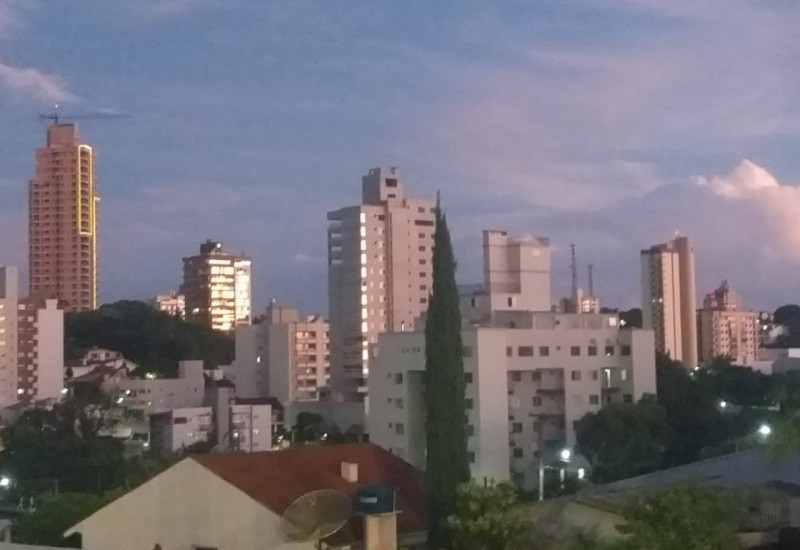 Comércio de São Miguel do Oeste atrai consumidores de toda a região (Foto: JRTV/Divulgação)