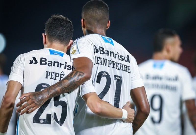 A dupla Pepê e Jean Pierre cada vez mais afinada
