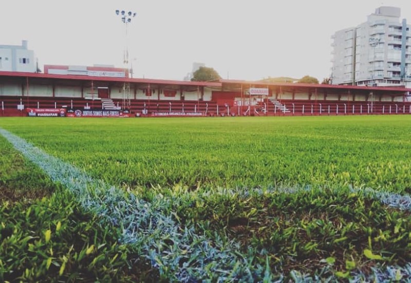 Estádio Padre Aurélio Canzi pronto para receber os jogos decisivos do Municipal (Foto: Guarani/Divulgação)