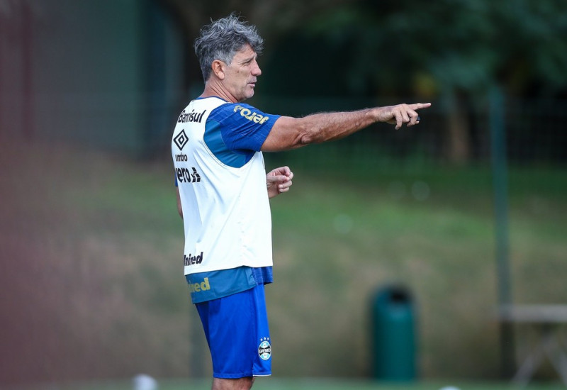 Renato renovou e vai comandar a casamata tricolor por mais uma temporada