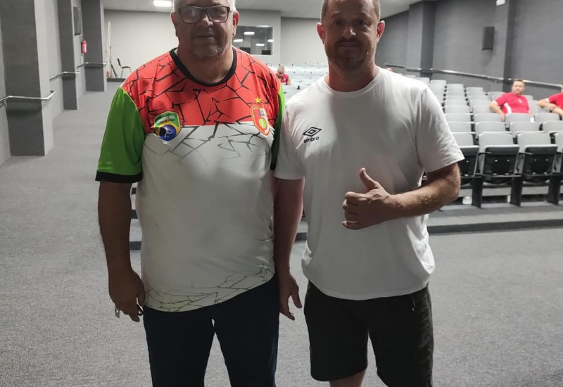 Presidente da LCF e o presidente do São Miguel Futsal (Foto: SMF/Arquivo)