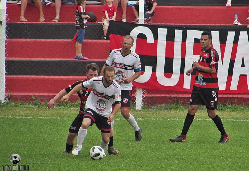 Lírio mais uma vez foi decisivo para a classificação do Aliança (Foto arquivo/Gustavo Probst)